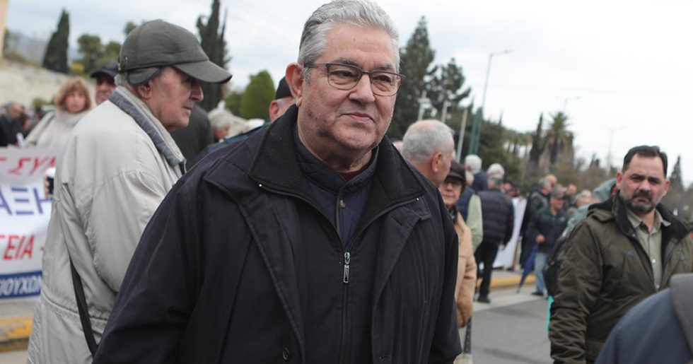 Η πυξίδα του Δημήτρη Κουτσούμπα